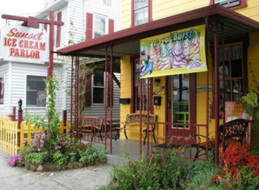 Sunset Ice Cream Parlor 1 ALT logo