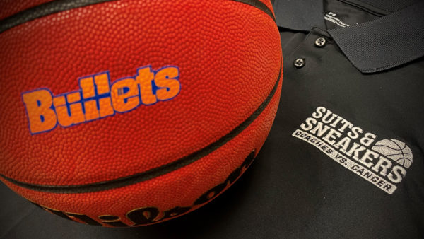 mens basketball gettysburg coaches don kicks for coaches vs. cancer