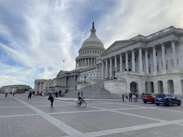 CapitolShutt 1024x768 1