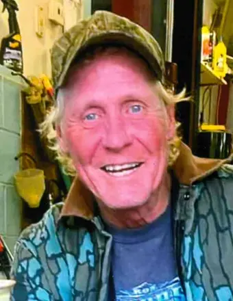 anthony ray hull