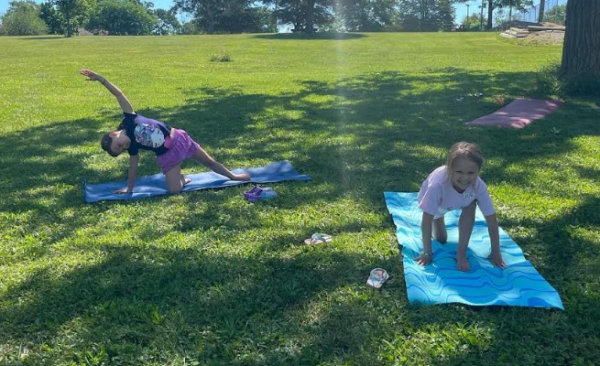 RISE Yoga offers Yoga in the Park