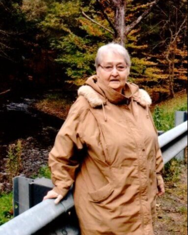 Obituary: Anna Claire (Kelly) Harris