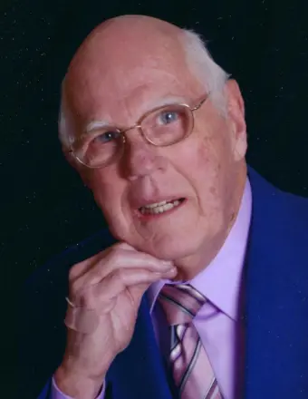 m lee dugan