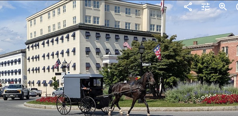 gettysburg square with horse