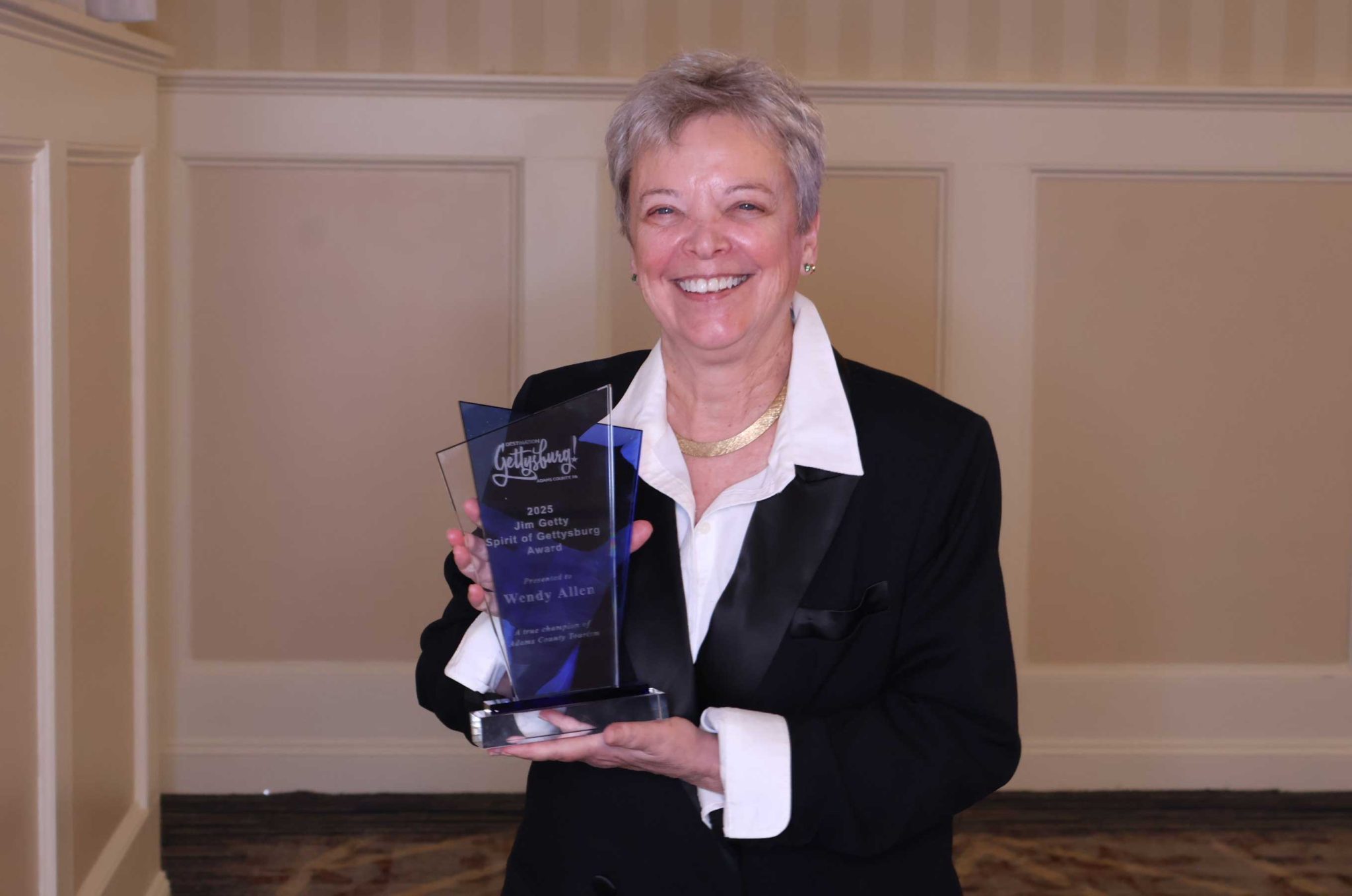 Wendy Allen Jim Getty Award 2025 credit Destination Gettysburg.jpg scaled