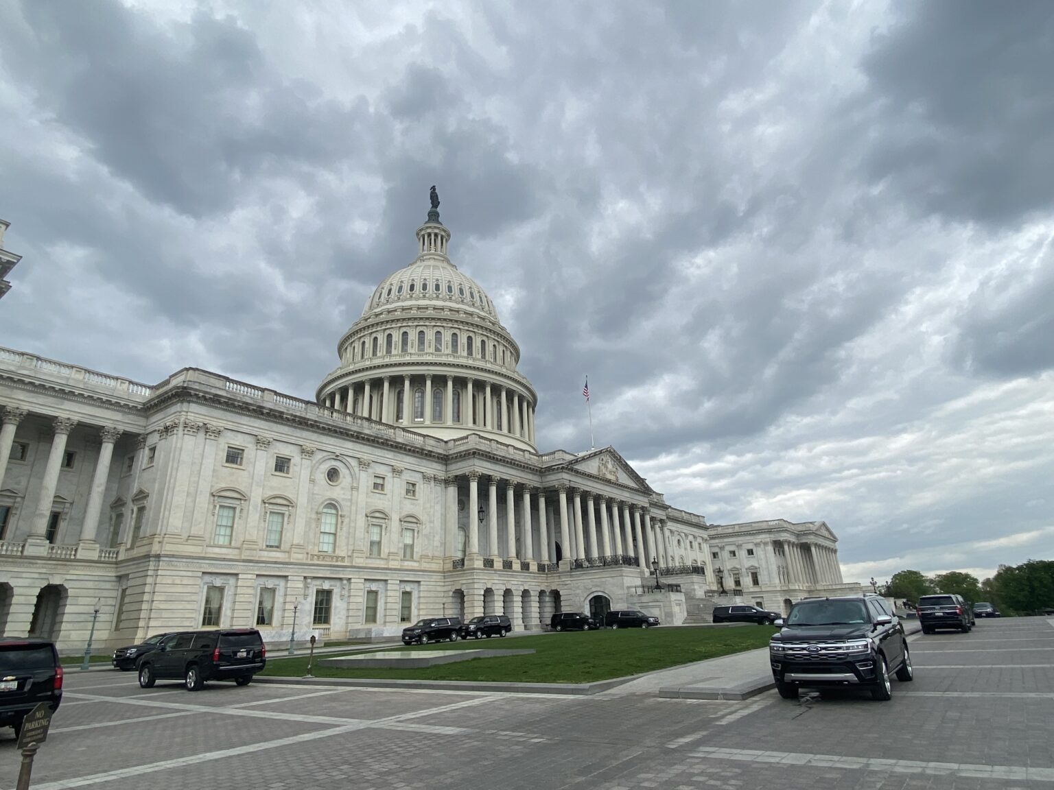 uscapitoldarkskies 1536x1152 1