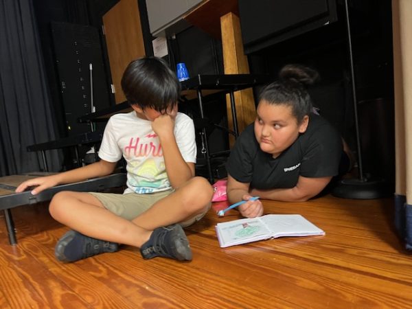 Vida Students Working on Assignment