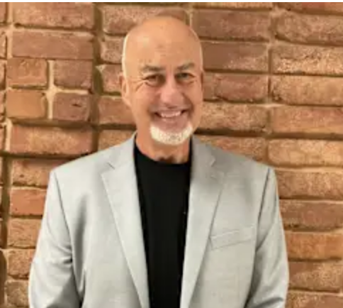 Lindemulder resigns from UASD Board