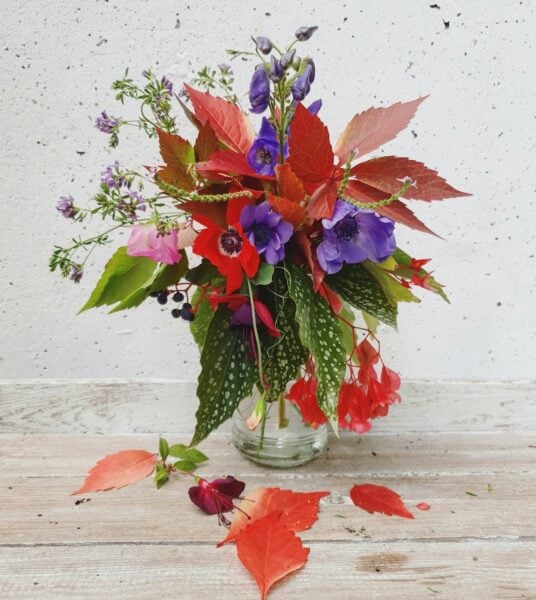 Autumn flower arrangement; photo by Barbara Gonzalez