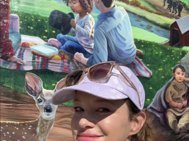 1,000 square feet of Adams County history: Sarah Jacobs brings the past and present together in Gettysburg mural